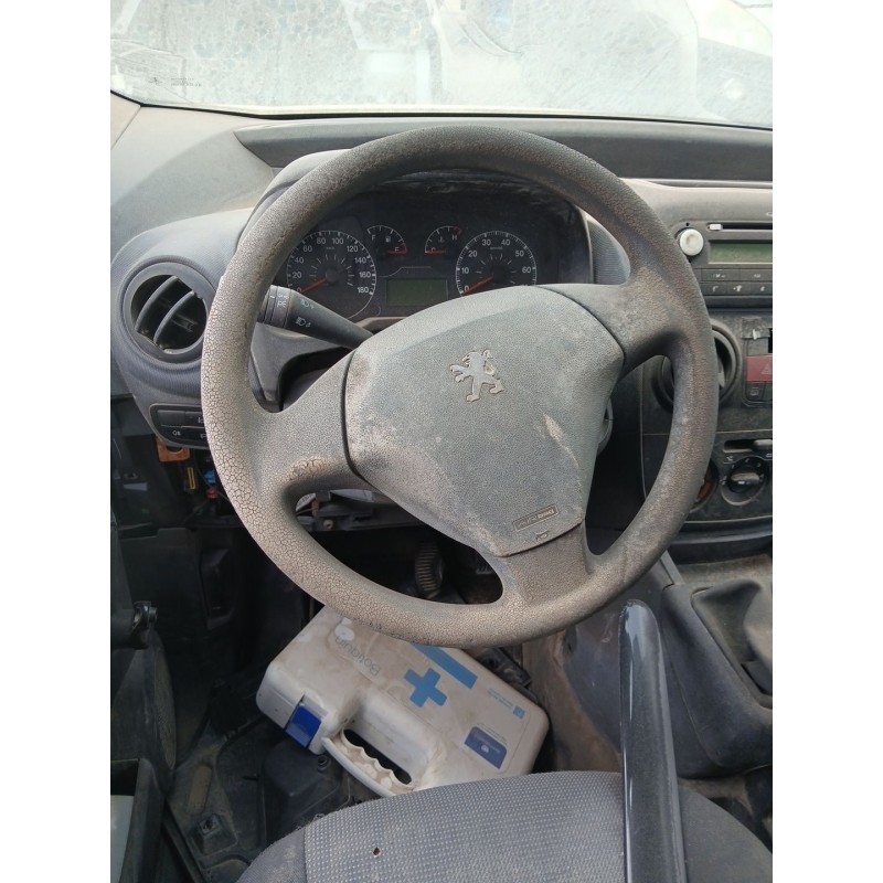 Recambio de volante para peugeot bipper (aa_) 1.4 hdi referencia OEM IAM   