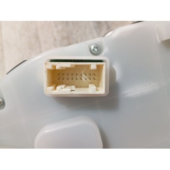 Recambio de cuadro instrumentos para peugeot 208 i (ca_, cc_) 1.2 vti 82 referencia OEM IAM 981384878000  