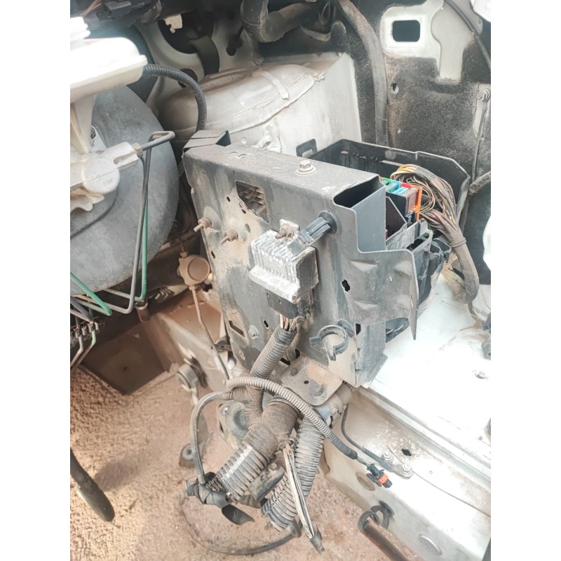 Recambio de centralita motor uce para nissan primastar furgoneta (x83) 1.9 dci 100 referencia OEM IAM   