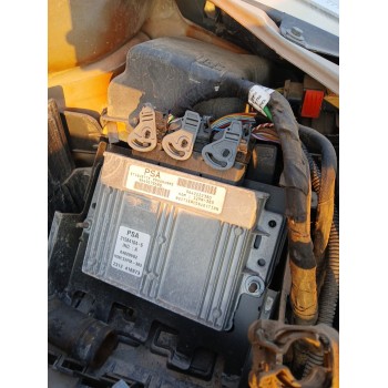 Recambio de centralita motor uce para citroën c3 pluriel (hb_) 1.4 referencia OEM IAM 9642222380 / 9649673680 / 21584104-6 / 231