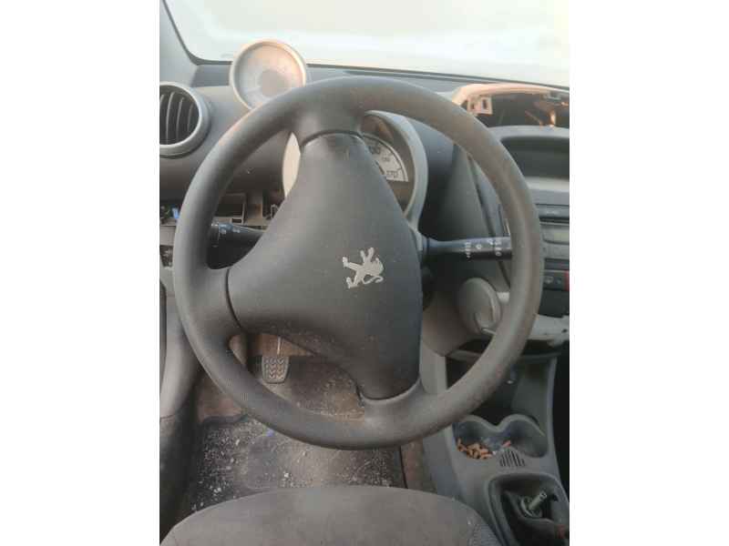 Recambio de volante para peugeot 107 (pm_, pn_) 1.0 referencia OEM IAM   