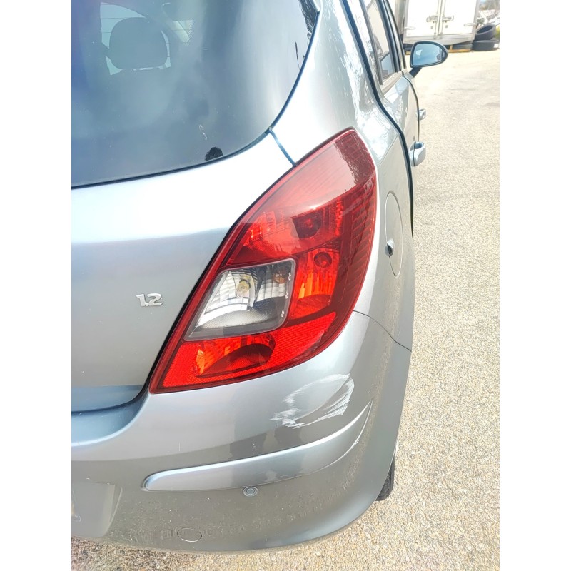 Recambio de piloto trasero derecho para opel corsa d (s07) 1.2 (l08, l68) referencia OEM IAM 93196754  