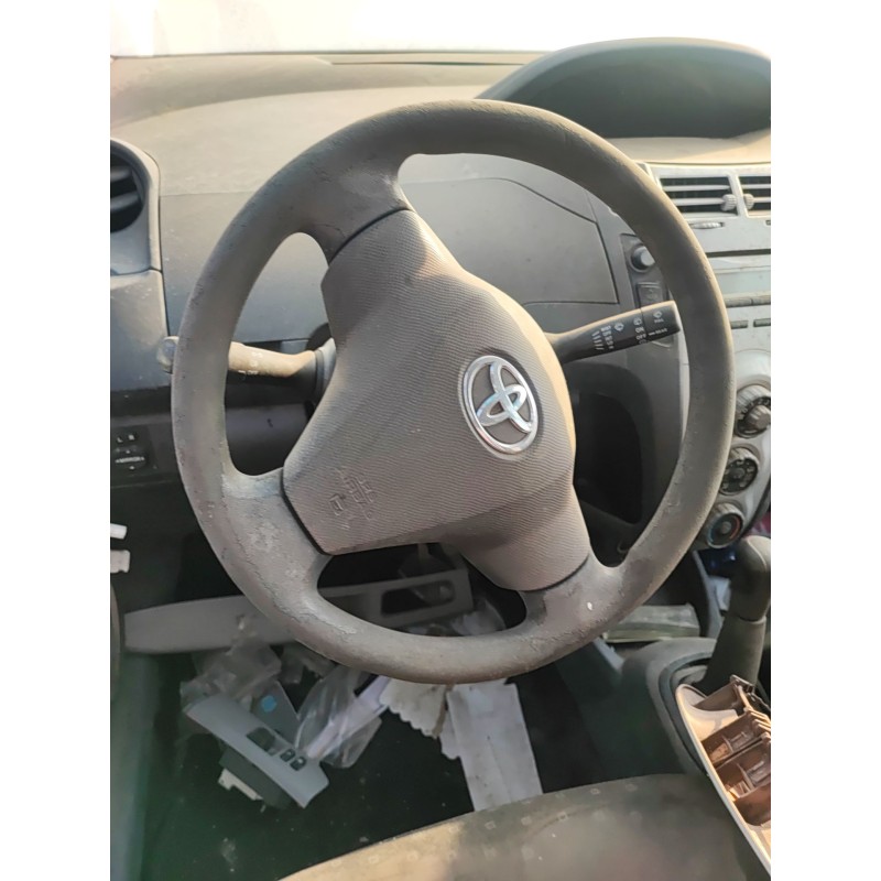 Recambio de volante para toyota yaris (_p9_) 1.4 d-4d (nlp90_) referencia OEM IAM   