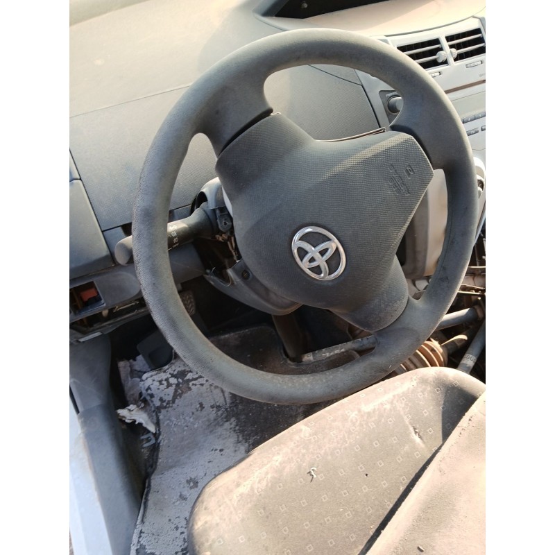 Recambio de volante para toyota yaris (_p9_) 1.4 d-4d (nlp90_) referencia OEM IAM   