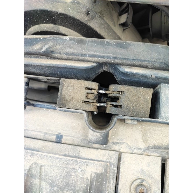 Recambio de cerradura capot para audi a4 b7 (8ec) 2.0 tfsi quattro referencia OEM IAM   