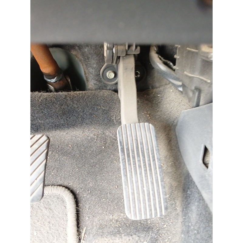 Recambio de pedal acelerador para hyundai i30 station wagon (fd) 1.6 crdi referencia OEM IAM   