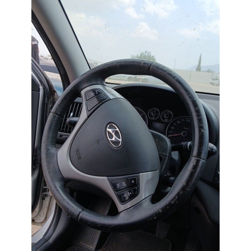 Recambio de volante para hyundai i30 station wagon (fd) 1.6 crdi referencia OEM IAM   