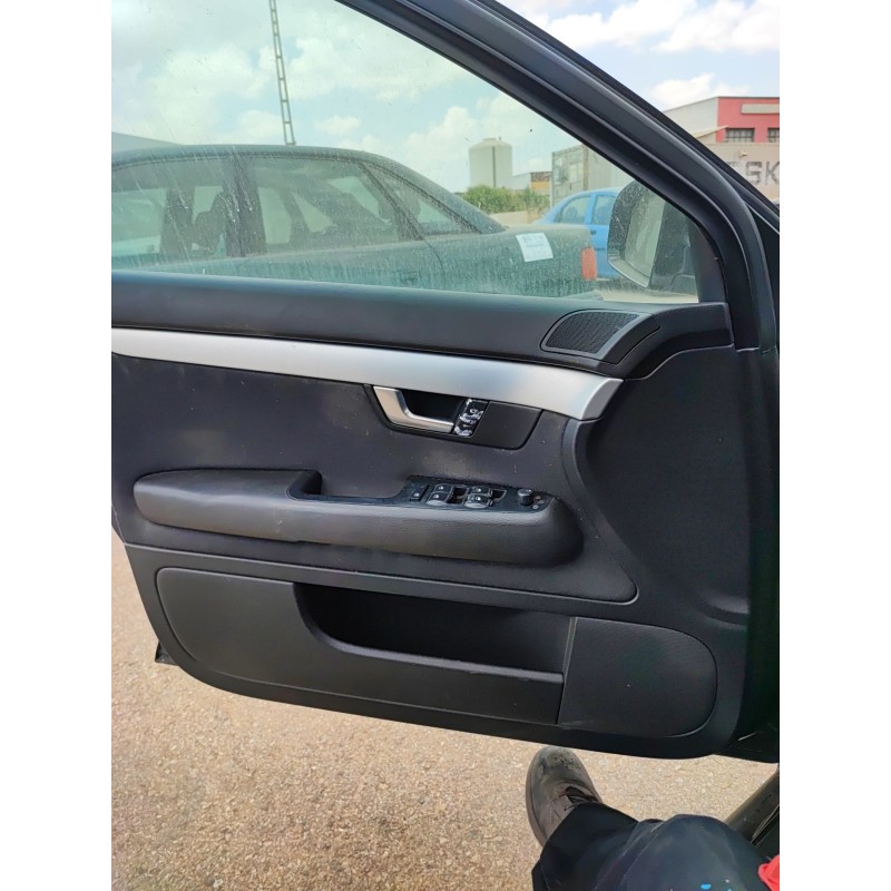 Recambio de guarnecido puerta delantera izquierda para audi a4 b7 (8ec) 2.0 tfsi quattro referencia OEM IAM   