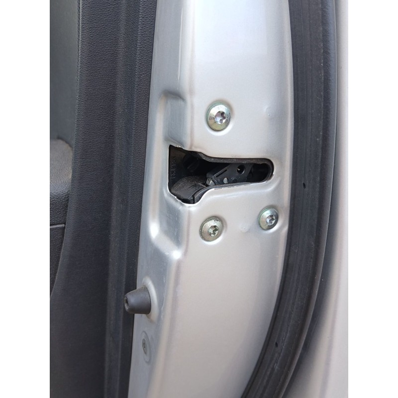 Recambio de cerradura puerta delantera derecha para hyundai i30 station wagon (fd) 1.6 crdi referencia OEM IAM   