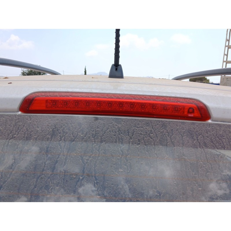 Recambio de luz central de freno para hyundai i30 station wagon (fd) 1.6 crdi referencia OEM IAM   
