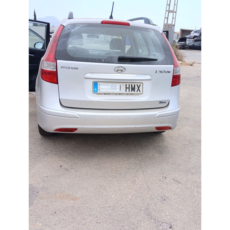 Recambio de refuerzo paragolpes trasero para hyundai i30 station wagon (fd) 1.6 crdi referencia OEM IAM   