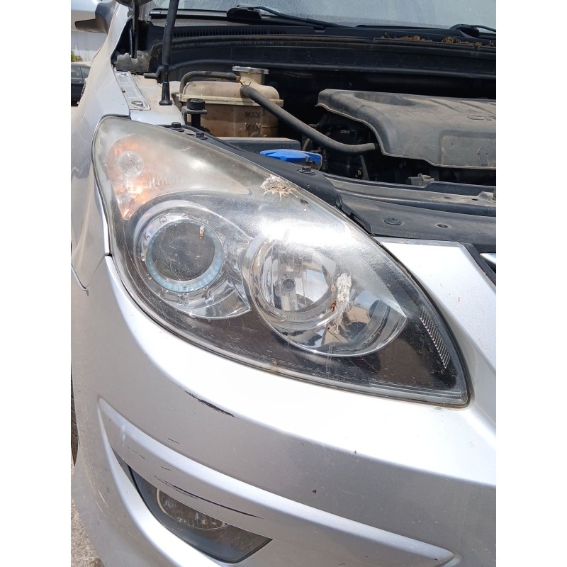 Recambio de faro derecho para hyundai i30 station wagon (fd) 1.6 crdi referencia OEM IAM   