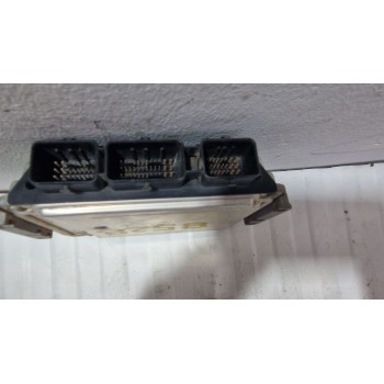 Recambio de centralita motor uce para renault trafic ii autobús (jl) 1.9 dci 100 (jl0c) referencia OEM IAM 0281011529  