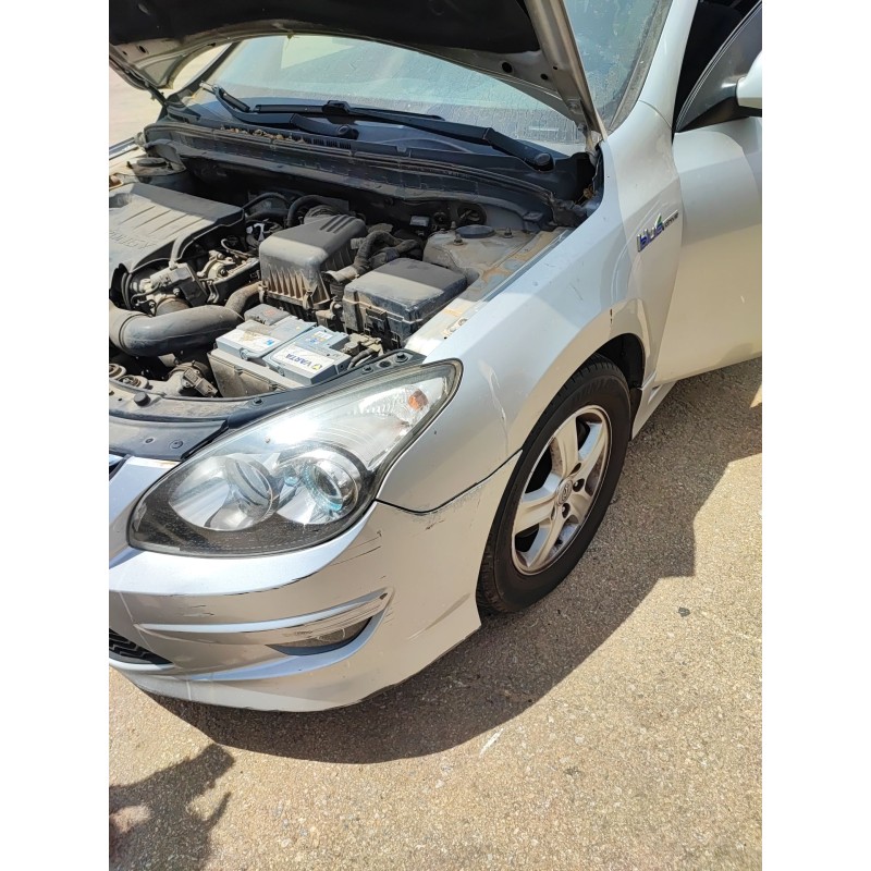 Recambio de mangueta delantera izquierda para hyundai i30 station wagon (fd) 1.6 crdi referencia OEM IAM   