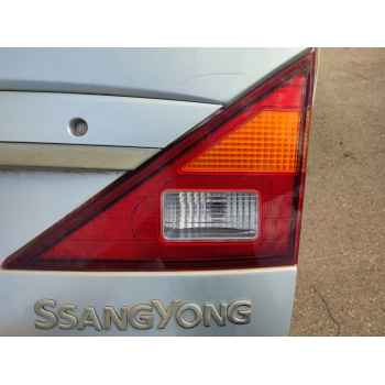 Recambio de piloto trasero derecho interior para ssangyong rodius i 2.7 xdi referencia OEM IAM   