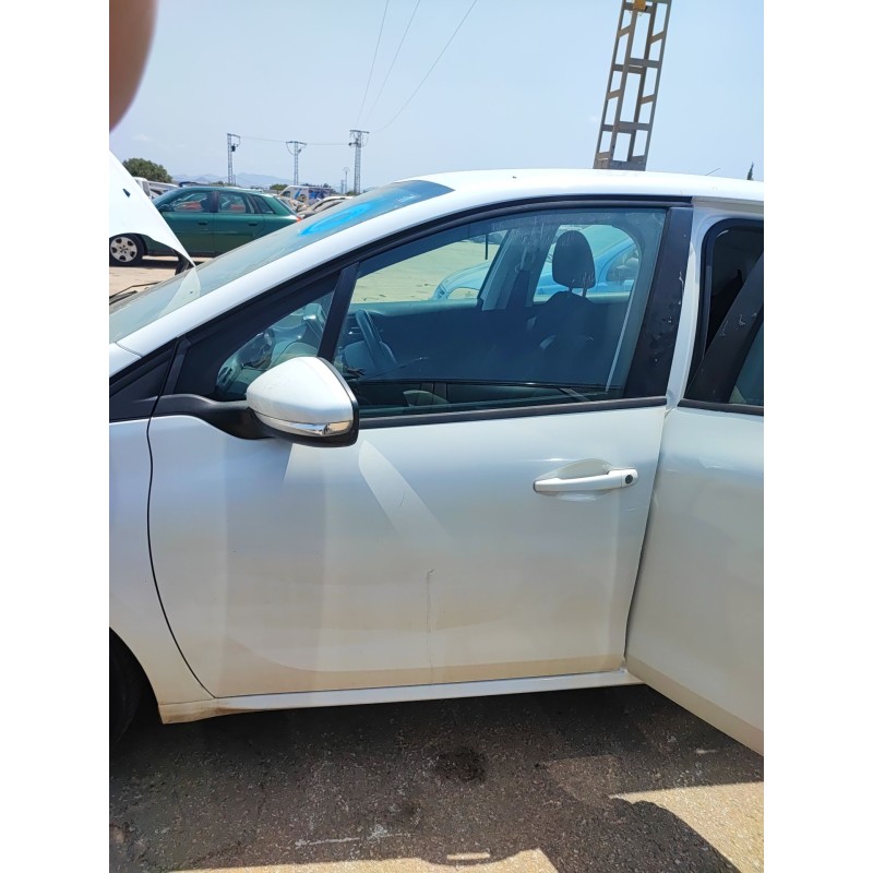 Recambio de puerta delantera izquierda para peugeot 208 i (ca_, cc_) 1.4 hdi referencia OEM IAM   