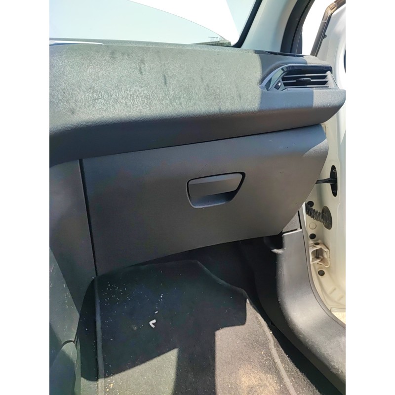 Recambio de guantera para peugeot 208 i (ca_, cc_) 1.4 hdi referencia OEM IAM   