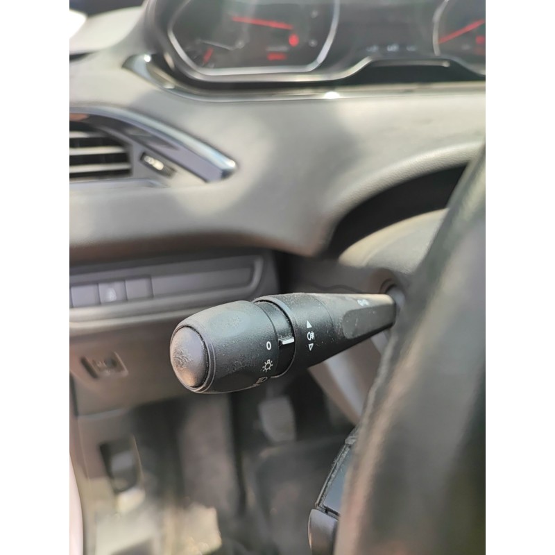 Recambio de mando luces para peugeot 208 i (ca_, cc_) 1.4 hdi referencia OEM IAM   