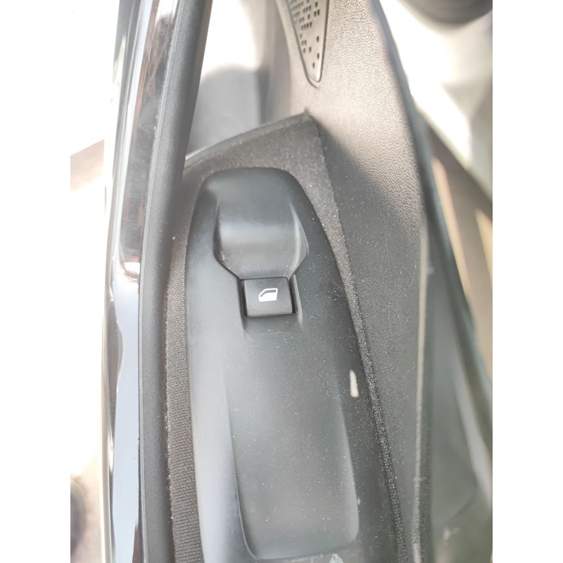 Recambio de mando elevalunas delantero derecho para peugeot 208 i (ca_, cc_) 1.4 hdi referencia OEM IAM   