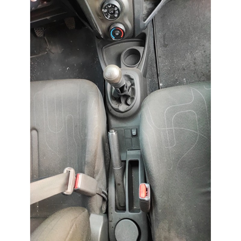 Recambio de consola central para toyota yaris (_p9_) 1.0 vvt-i (ksp90_) referencia OEM IAM   