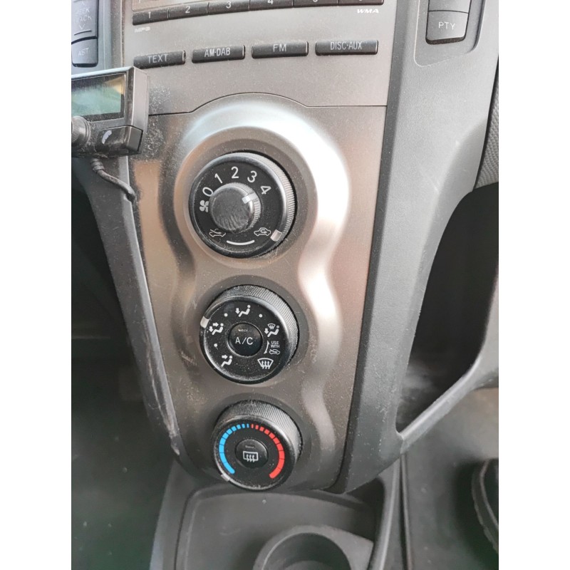 Recambio de mando climatizador para toyota yaris (_p9_) 1.0 vvt-i (ksp90_) referencia OEM IAM   