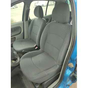 ASIENTO DELANTERO IZQUIERDO 