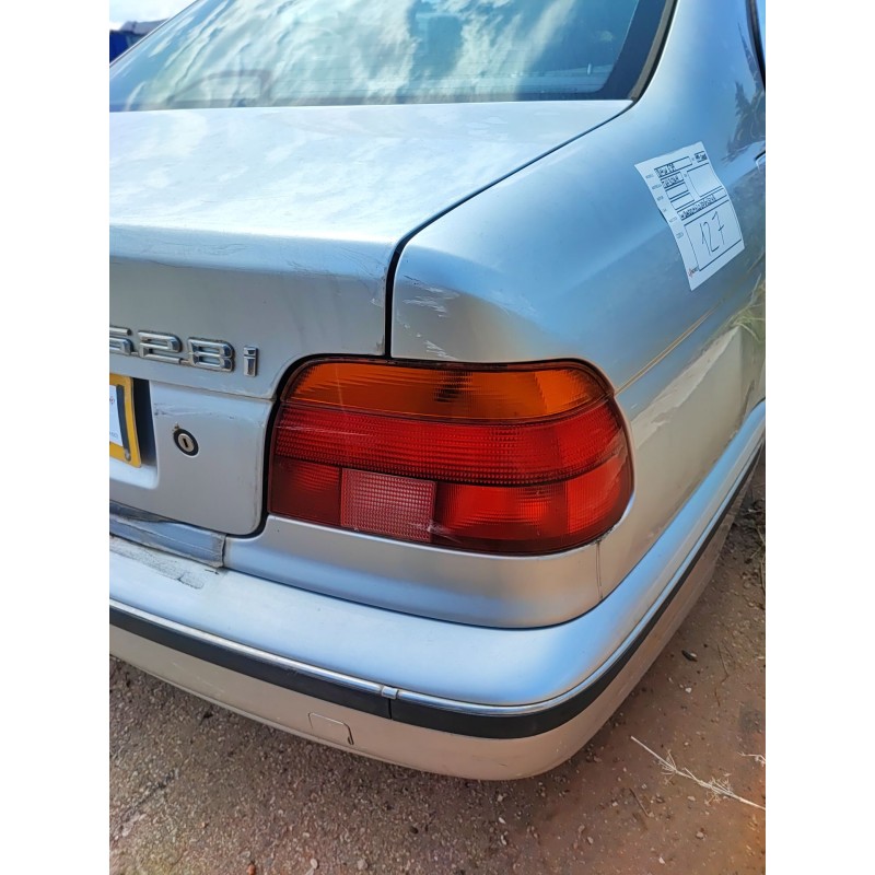 Recambio de piloto trasero derecho para bmw 5 (e39) 528 i referencia OEM IAM   