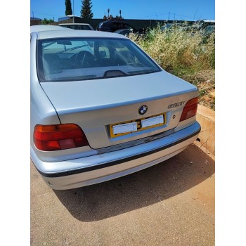 Recambio de porton trasero para bmw 5 (e39) 528 i referencia OEM IAM   