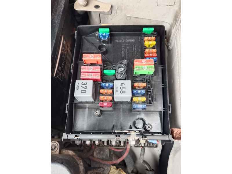 Recambio de caja reles / fusibles para seat altea xl (5p5, 5p8) 1.6 lpg referencia OEM IAM 1K0937124H  