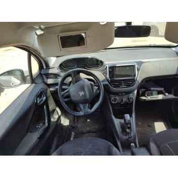 peugeot 208 i (ca_, cc_) del año 2012