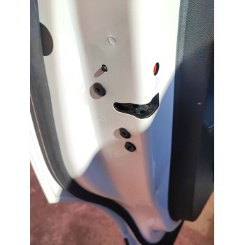 CERRADURA PUERTA TRASERA IZQUIERDA 