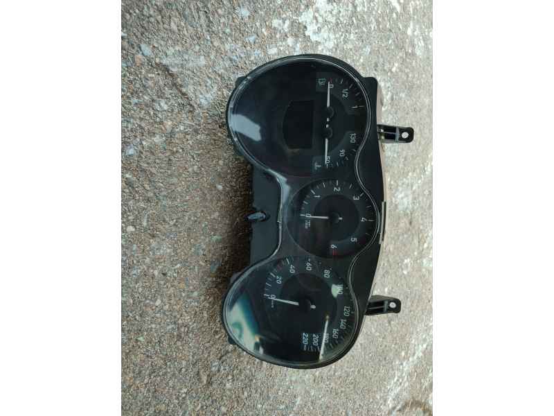 Recambio de cuadro instrumentos para seat leon (1p1) 1.9 tdi referencia OEM IAM   