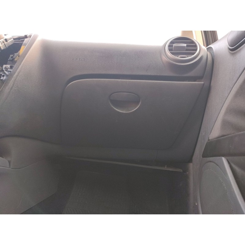Recambio de guantera para seat leon (1p1) 1.9 tdi referencia OEM IAM   