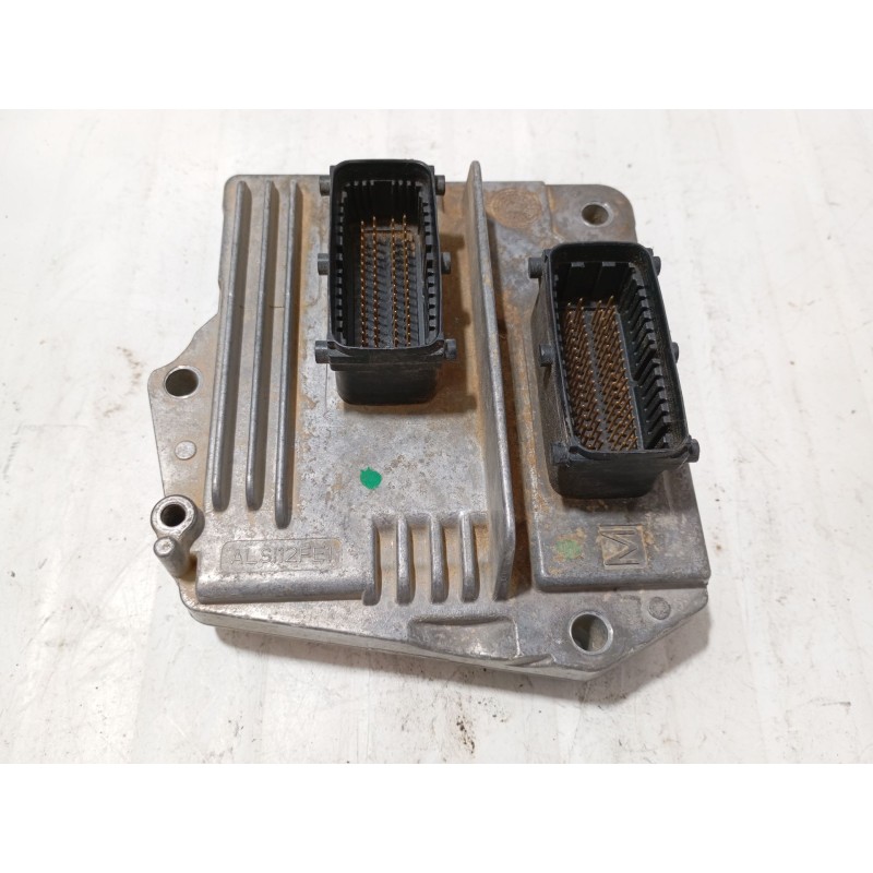 Recambio de centralita motor uce para opel zafira b furgoneta/monovolumen (a05) 1.6 cng van (m75) referencia OEM IAM 55562549  
