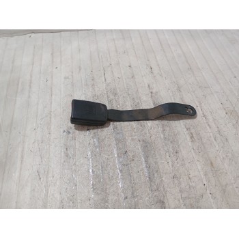 Recambio de enganche cinturon delantero izquierdo para seat ibiza ii (6k1) 1.4 i 16v referencia OEM IAM 6K0857755A  
