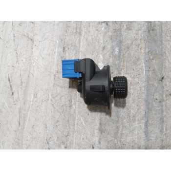 Recambio de mando retrovisor para citroën xsara picasso (n68) 2.0 hdi referencia OEM IAM 185526  