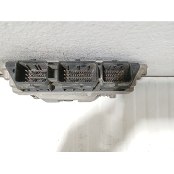 Recambio de centralita motor uce para opel movano a autobús (x70) 2.5 dti (jd) referencia OEM IAM 0281011940 / 8200311550  