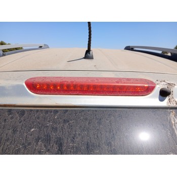 Recambio de luz central de freno para kia sportage ii (je_, km_) 2.0 i 16v referencia OEM IAM   