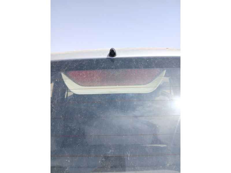 Recambio de luz central de freno para hyundai getz (tb) 1.1 referencia OEM IAM   