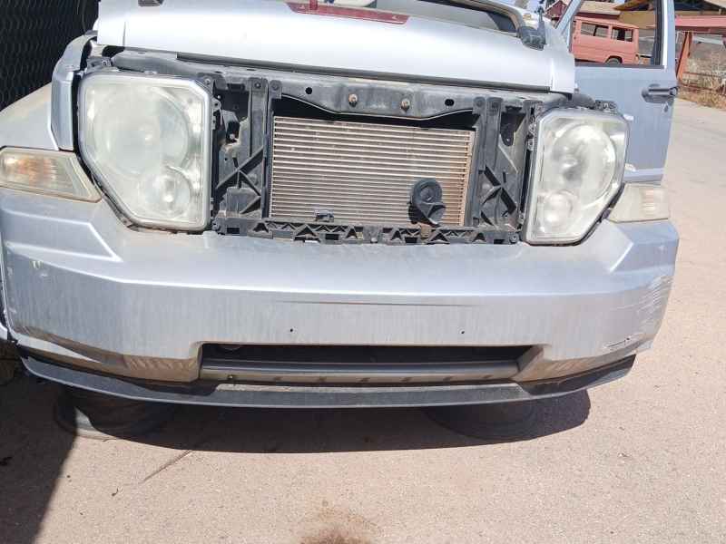 Recambio de paragolpes delantero para jeep cherokee (kk) 2.8 crd 4x4 referencia OEM IAM   