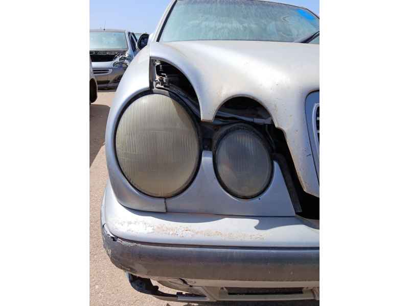 Recambio de faro derecho para mercedes-benz clase e (w210) e 220 cdi (210.006) referencia OEM IAM   