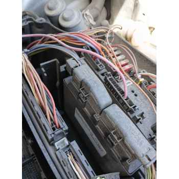 Recambio de centralita motor uce para mercedes-benz clase e (w210) e 220 cdi (210.006) referencia OEM IAM   