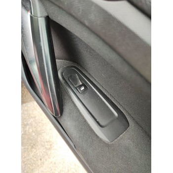 MANDO ELEVALUNAS DELANTERO DERECHO 