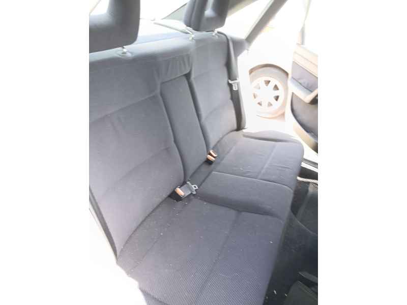 Recambio de fila asientos traseros para audi 100 c4 sedán (4a2) 2.6 referencia OEM IAM   