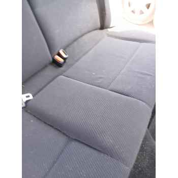 Recambio de fila asientos traseros para audi 100 c4 sedán (4a2) 2.6 referencia OEM IAM   
