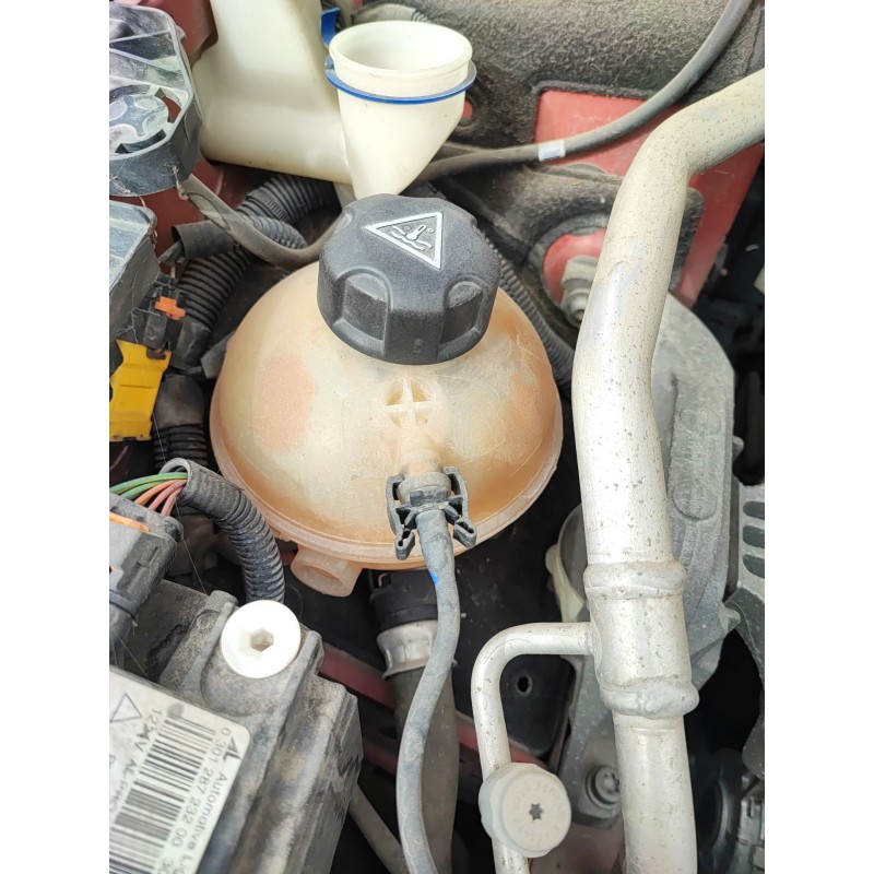 Recambio de deposito expansion para peugeot 308 sw ii (lc_, lj_, lr_, lx_, l4_) 1.6 hdi / bluehdi 115 (lcbhxm, lcbhxt) referenci