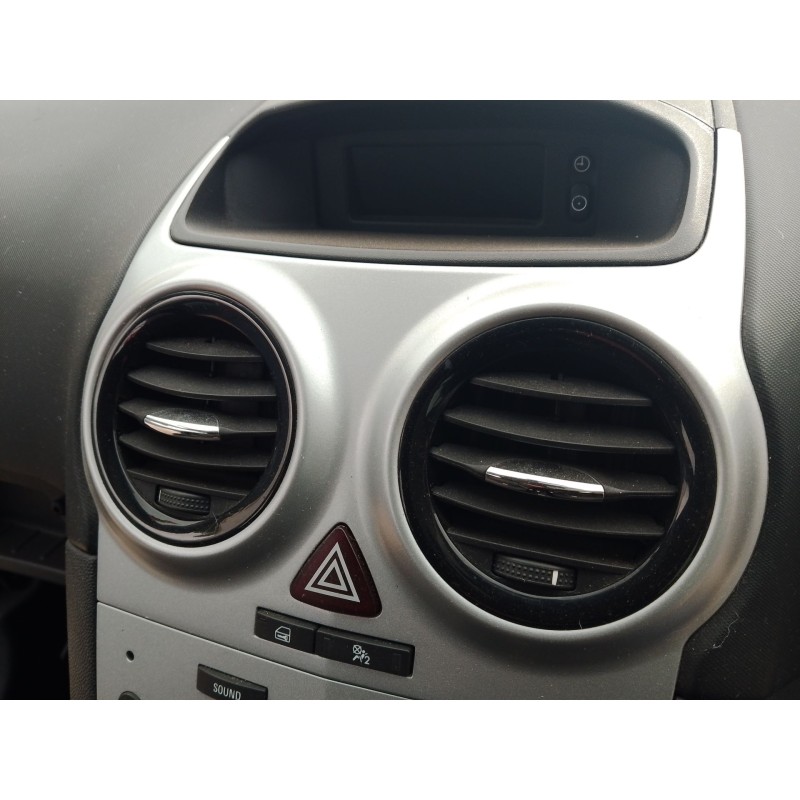 Recambio de ventilador calefaccion para opel corsa d (s07) 1.2 (l08, l68) referencia OEM IAM 13335075  