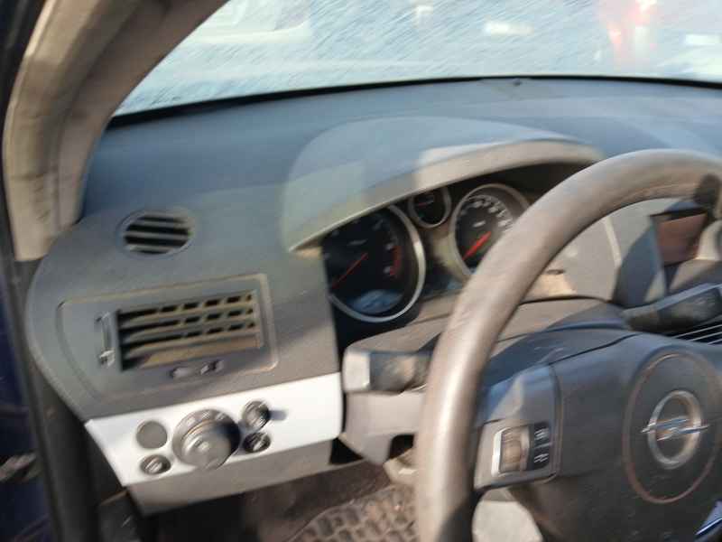Recambio de salpicadero para opel astra h (a04) 1.8 (l48) referencia OEM IAM   