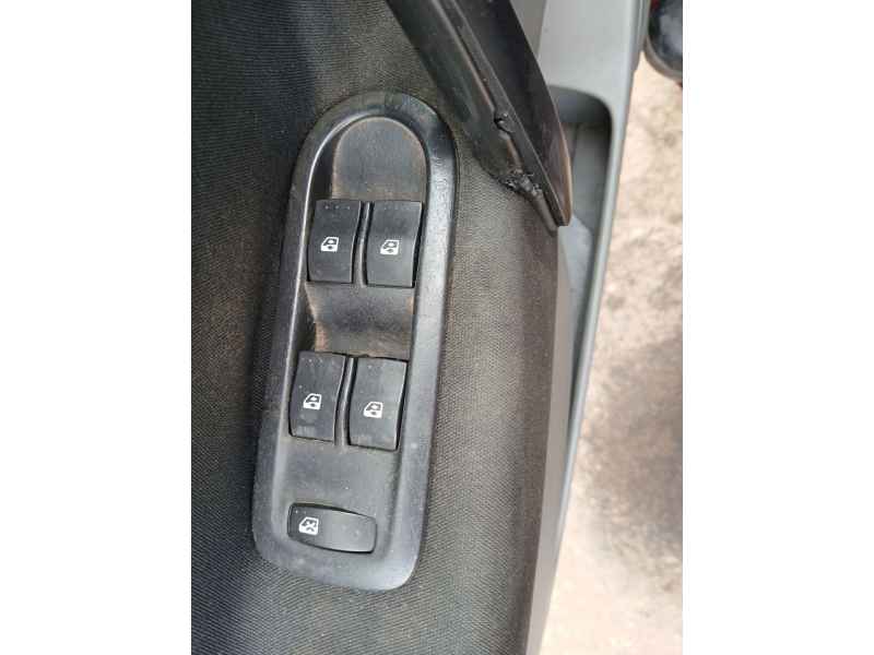 Recambio de mando elevalunas delantero izquierdo para renault scénic ii (jm0/1_) 1.5 dci (jm02, jm13) referencia OEM IAM   