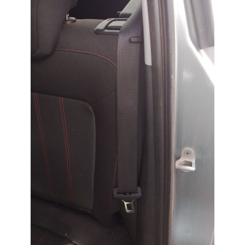 Recambio de cinturon seguridad trasero izquierdo para opel corsa d (s07) 1.2 (l08, l68) referencia OEM IAM 13251319  